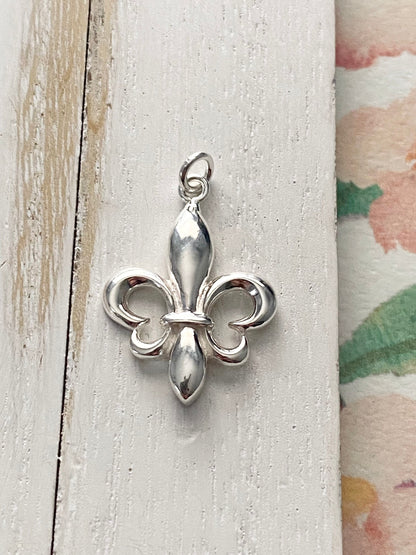 Fluer De Lis Charm Sterling Silver French Flower Symbol Pendant